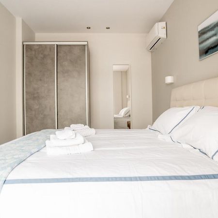 A14 Sunny & Chic 2Room Apartment Near Plaka & Parthenon Атина Екстериор снимка